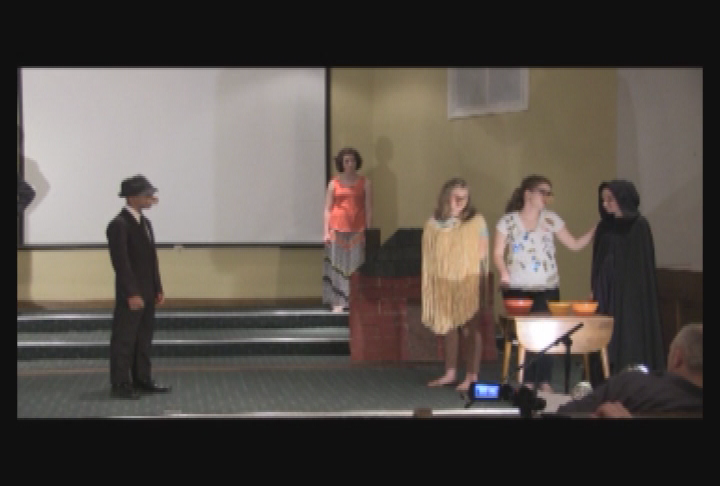 Thumbnail image for Friends of Grace Presents - 3 Fractured Pigs / The Garden