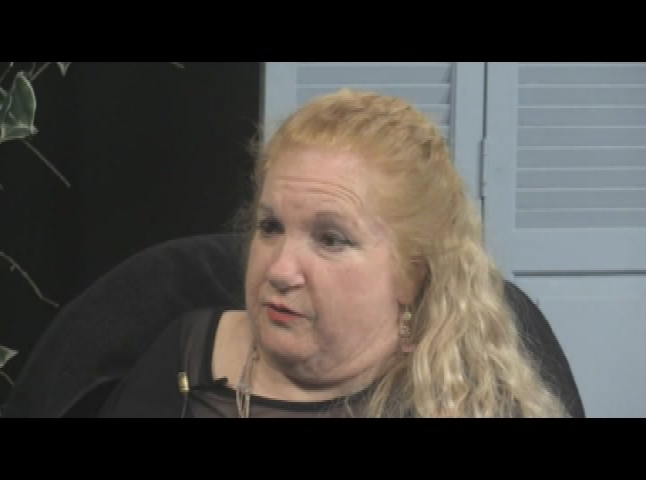 Thumbnail image for On the Move - Koko Signing Gorilla