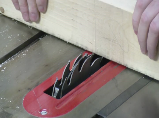 The Garage Ep21 - Compact Work Bench